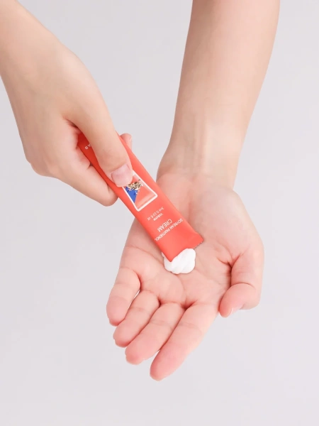 Round Lab Набор саше: пенка + сыворотка + крем + санскрин Stick Pouch Kit 3 мл х 12 шт фото 7