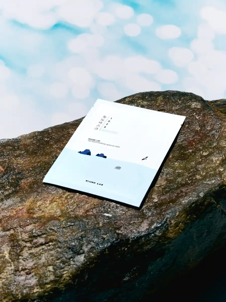 Round Lab Ультратонкая тканевая маска для глубокого увлажнения 1025 Dokdo Hydrating Water Gel Mask 30 мл х 10 шт фото 2