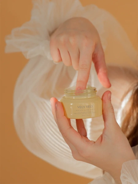Vely Vely Увлажняющий сливочный бальзам для сияния кожи Water Glow Balm 50 мл фото 6