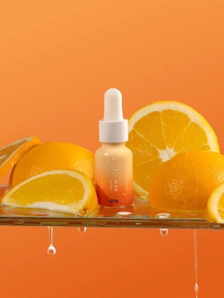 PSA Антиоксидантный бустер с 17% витамина С для сияния и ровного тона Liquid Dew 17% Vitamin C Glow Recovery Booster 15 мл фото 1