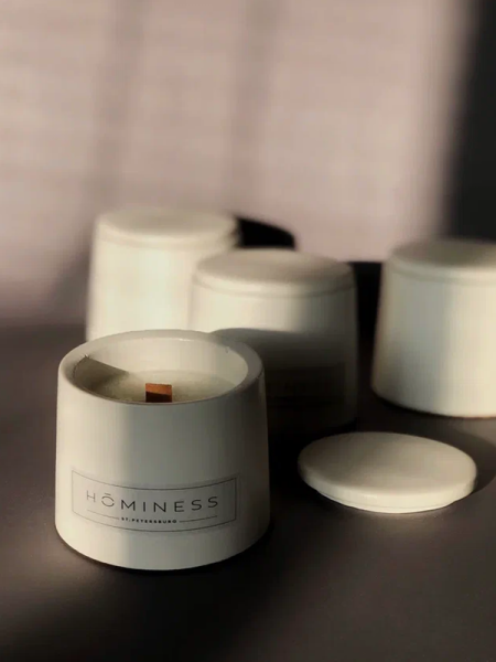 Hominess Ароматическая свеча в бетонной форме «Tobacco&Vanilla» White 100 мл фото 2