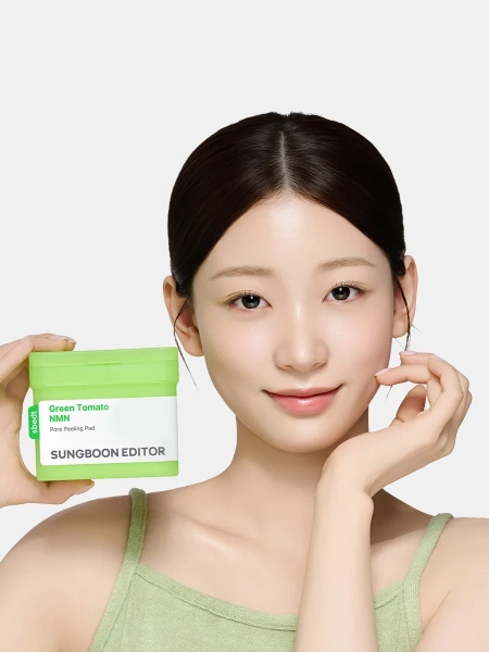 Sungboon Editor Отшелушивающие тонер-пэды для глубокого очищения и сужения пор Green Tomato NMN Pore Peeling Pad 60 шт фото 5