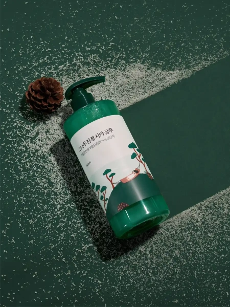 Round Lab Успокаивающий шампунь для волос с экстрактами сосны и центеллы Pine Calming Cica Shampoo 400 мл фото 2