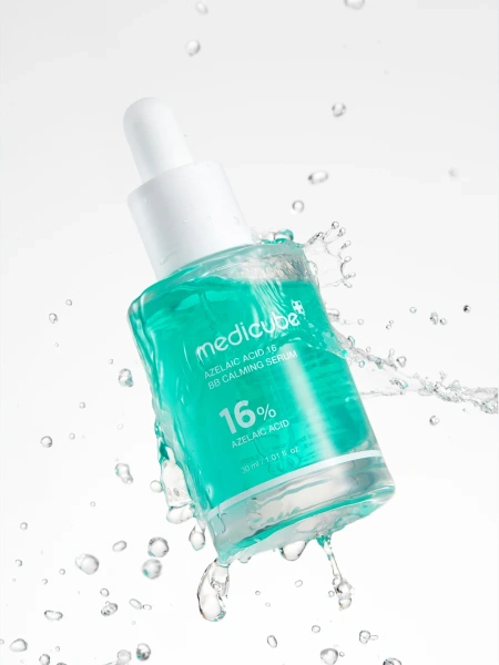 Medicube Успокаивающая сыворотка с 16% азелаиновой кислоты Azelaic Acid 16 BB Calming Serum 30 мл фото 6