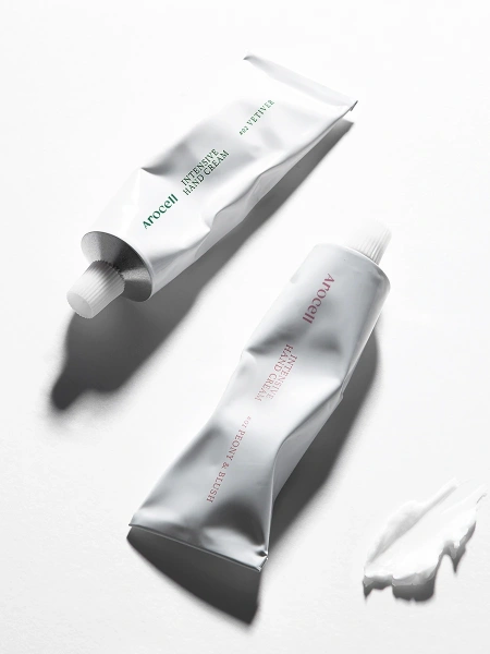 Arocell Омолаживающий крем для рук – цвет пиона Intensive Hand Cream – 01 Peony Blush 50 мл фото 2