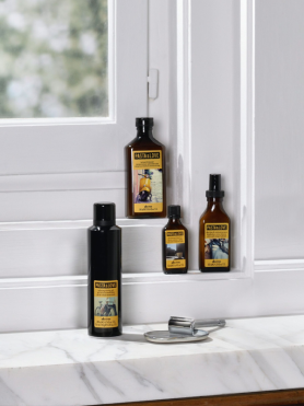 Шампунь для ухода за волосами, бородой и телом Davines Pasta & Love Hair Beard & Body Wash - купить 4 190 ₽ 