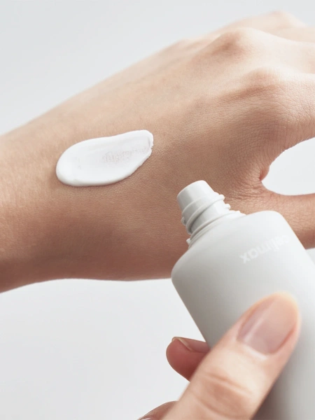 Celimax Солнцезащитный крем для чувствительной кожи SPF50 Dual Barrier Watery Sun Cream 40 мл фото 1