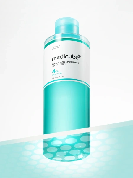 Medicube Очищающий тонер с 4% азелаиновой кислоты Azelaic Acid Niacinamide Clear Toner 250 мл фото 2