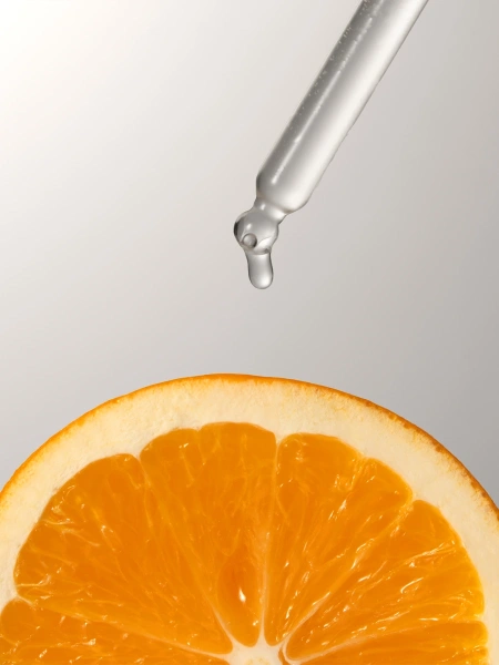 PSA Антиоксидантный бустер с 17% витамина С для сияния и ровного тона Liquid Dew 17% Vitamin C Glow Recovery Booster 15 мл фото 2