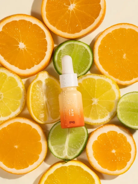 PSA Антиоксидантный бустер с 17% витамина С для сияния и ровного тона Liquid Dew 17% Vitamin C Glow Recovery Booster 15 мл фото 5