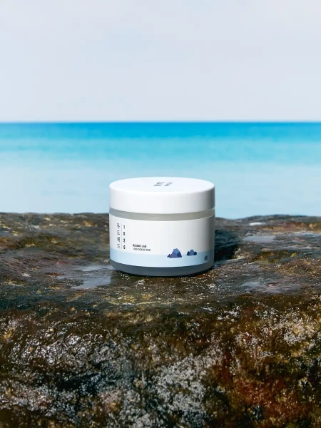 Round Lab Мягкие отшелушивающие пэды с морской водой 1025 Dokdo Pad 70 шт фото 2