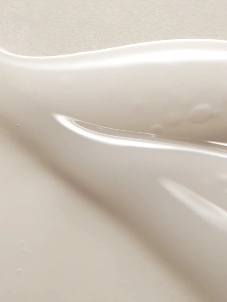 Axis-y Осветляющая сыворотка с 5% ниацинамида против пигментации Dark Spot Correcting Glow Serum 50 мл фото 2