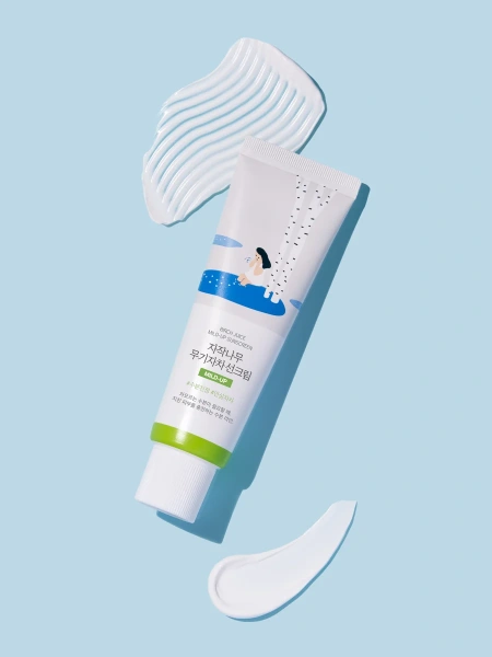 Round Lab Солнцезащитный крем с березовым соком SPF50 Birch Juice Moisturizing Mild-Up Sunscreen 50 мл фото 2