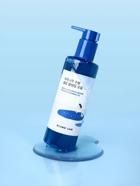 Round Lab Гидрофильное масло с берёзовым соком и кислотами Birch Juice Moisturizing Peeling Cleansing Oil 200 мл фото 3