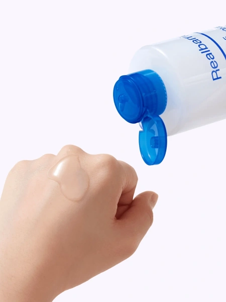 Real Barrier Ламеллярный восстанавливающий тонер-эссенция с керамидами Extreme Essence Toner 200 мл фото 3