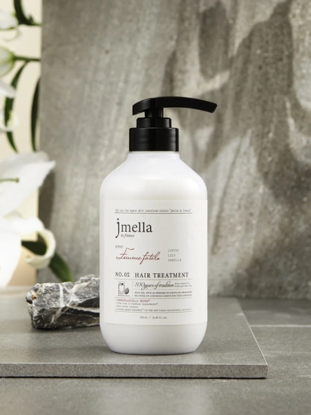 Jmella Парфюмированный кондиционер для всех типов волос In France Femme Fatale Hair Treatment 500 мл фото 2