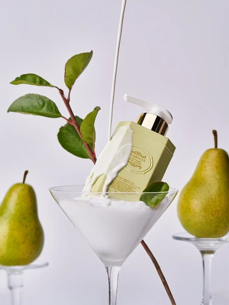 Teabless Парфюмированный лосьон «Груша, Фрезия» Pear Green Tea Perfume Body Lotion 250 гр фото 1