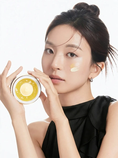 Антиоксидантный крем с витамином С и ретинолом