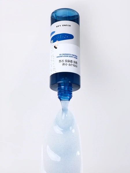 Round Lab Гидрофильное масло с берёзовым соком и кислотами Birch Juice Moisturizing Peeling Cleansing Oil 200 мл фото 7